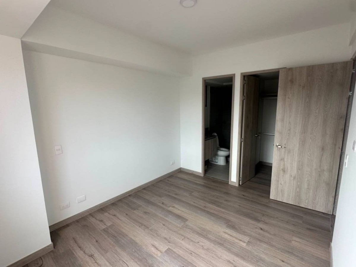 Apartamento en arriendo en Ciudad Del Río, Medellín · foto 14 de 24