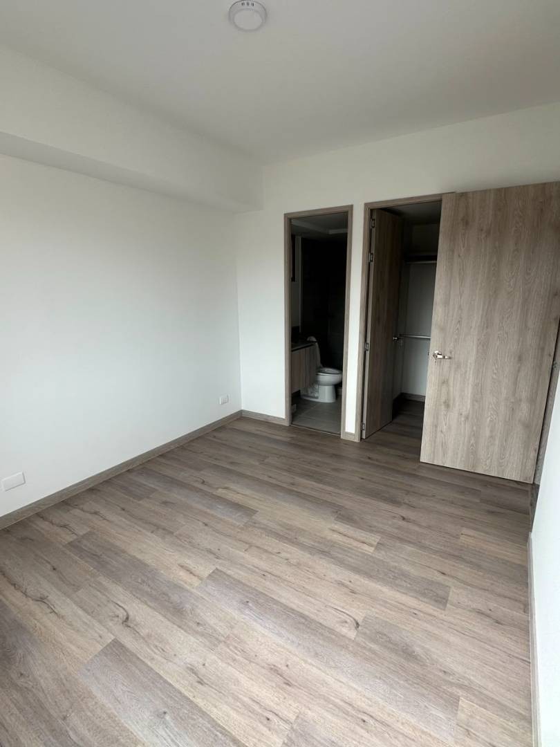 Apartamento en arriendo en Ciudad Del Río, Medellín · foto 15 de 24