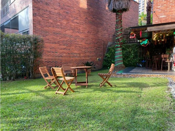 Casa de 3 alcobas en venta en Loma Benedictinos, Envigado, 455 m² · foto 8 de 24