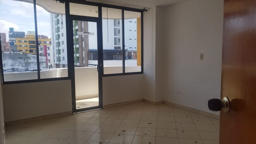 Apartamento de 3 alcobas en venta en Centro, Bucaramanga, 102 m² · foto 11 de 19