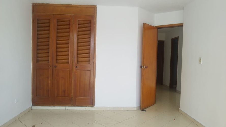 Apartamento de 3 alcobas en venta en Centro, Bucaramanga, 102 m² · foto 10 de 19
