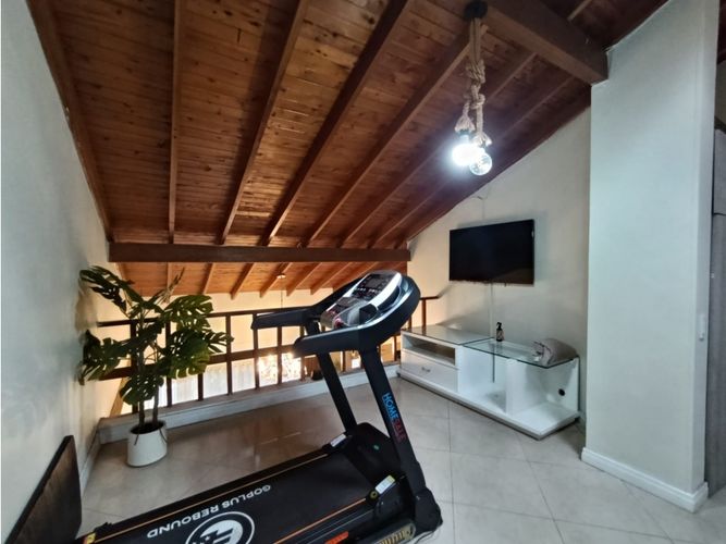 Apartamento de 5 alcobas en venta en San Lucas, Medellín, 105 m² · foto 17 de 23