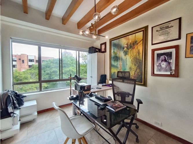 Apartamento de 5 alcobas en venta en San Lucas, Medellín, 105 m² · foto 18 de 23