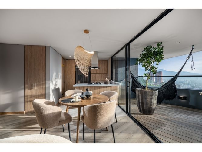 Apartamento de 3 alcobas en venta en Loma Del Indio, Medellín, 11 m² · foto 3 de 24