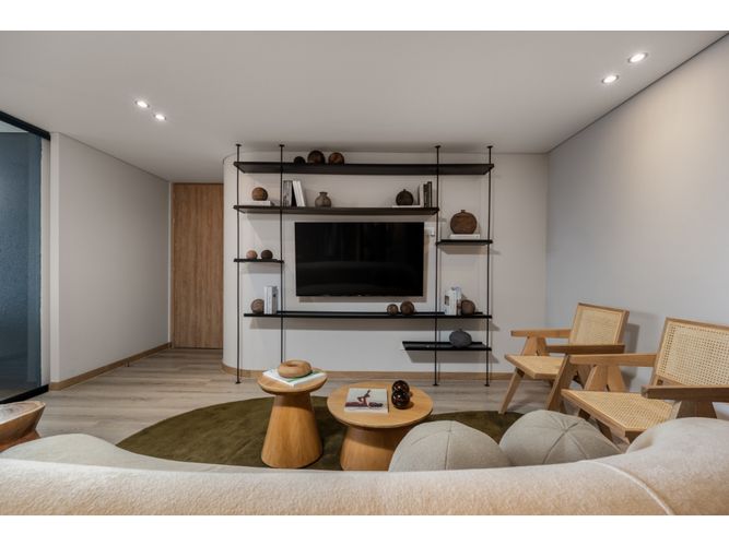 Apartamento de 3 alcobas en venta en Loma Del Indio, Medellín, 11 m² · foto 5 de 24