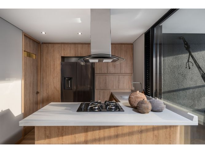 Apartamento de 3 alcobas en venta en Loma Del Indio, Medellín, 11 m² · foto 8 de 24