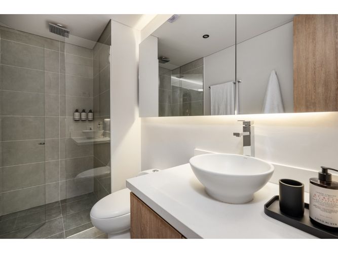 Apartamento de 3 alcobas en venta en Loma Del Indio, Medellín, 11 m² · foto 20 de 24