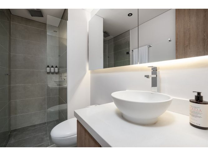 Apartamento de 3 alcobas en venta en Loma Del Indio, Medellín, 11 m² · foto 21 de 24