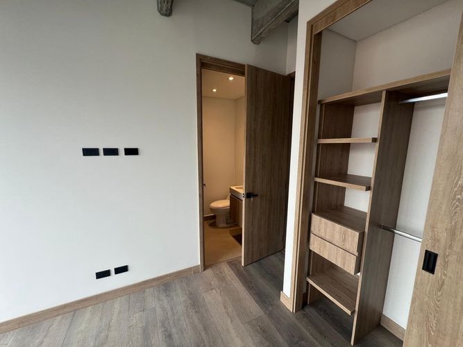 Apartamento de 3 alcobas en venta en El Poblado, Medellín, 108 m² · foto 7 de 12