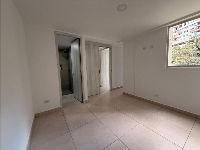 Apartamento de 2 alcobas en venta en Loma De San Jose, Sabaneta, 57 m² · foto 10 de 20