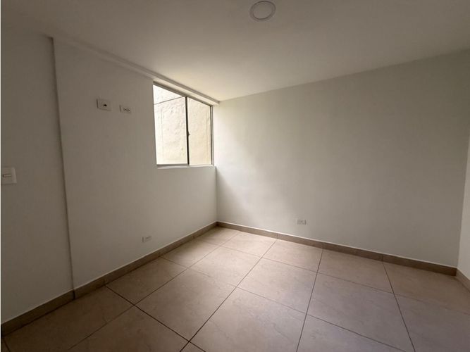 Apartamento de 2 alcobas en venta en Loma De San Jose, Sabaneta, 57 m² · foto 11 de 20