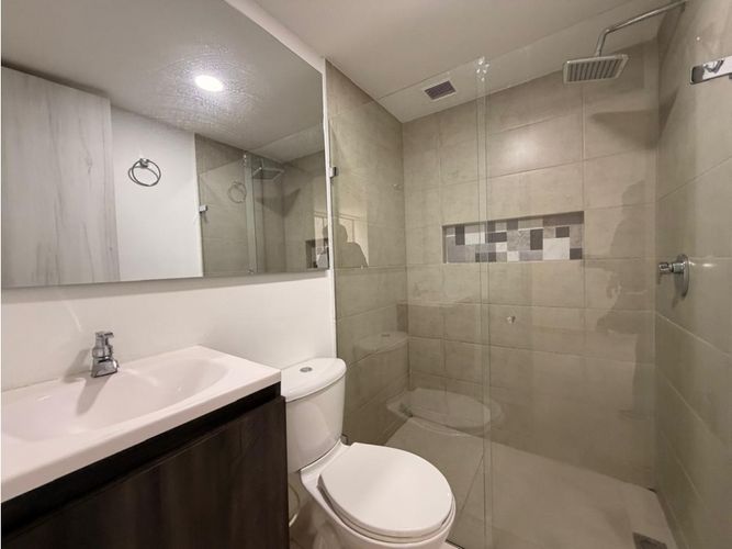 Apartamento de 2 alcobas en venta en Loma De San Jose, Sabaneta, 57 m² · foto 14 de 20