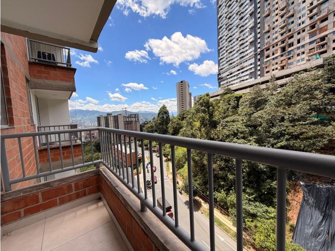 Apartamento de 2 alcobas en venta en Loma De San Jose, Sabaneta, 57 m² · foto 20 de 20