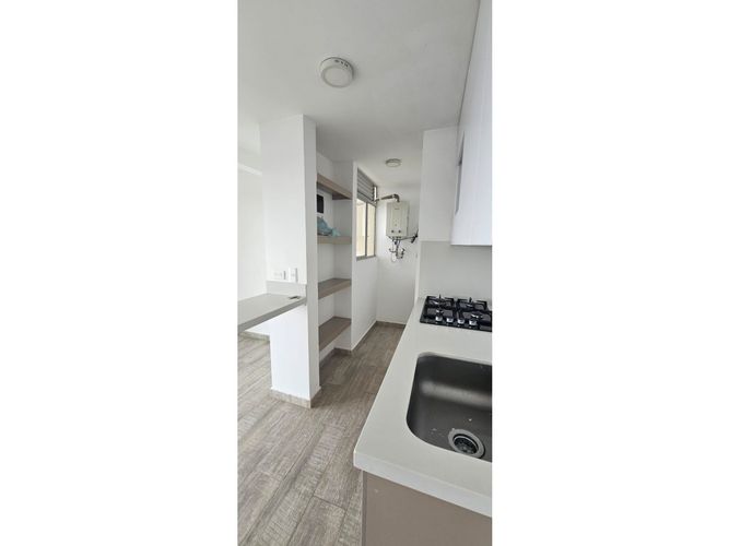Apartamento de 3 alcobas en venta en Fontibon, Medellín, 57 m² · foto 7 de 21