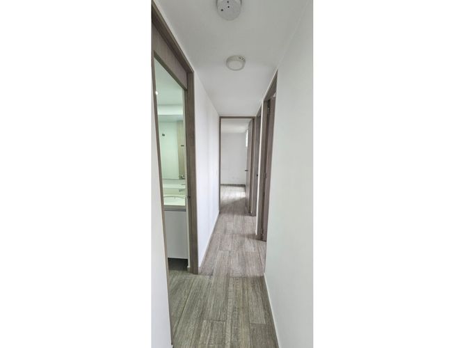 Apartamento de 3 alcobas en venta en Fontibon, Medellín, 57 m² · foto 9 de 21