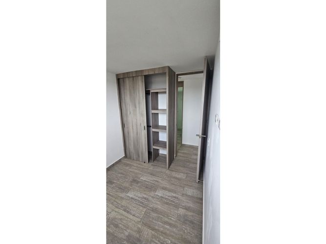 Apartamento de 3 alcobas en venta en Fontibon, Medellín, 57 m² · foto 11 de 21