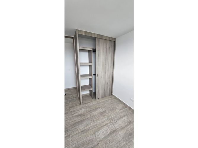 Apartamento de 3 alcobas en venta en Fontibon, Medellín, 57 m² · foto 13 de 21
