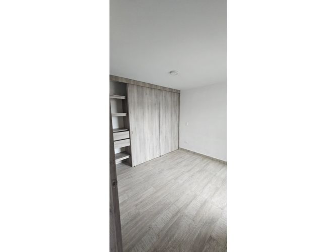 Apartamento de 3 alcobas en venta en Fontibon, Medellín, 57 m² · foto 15 de 21
