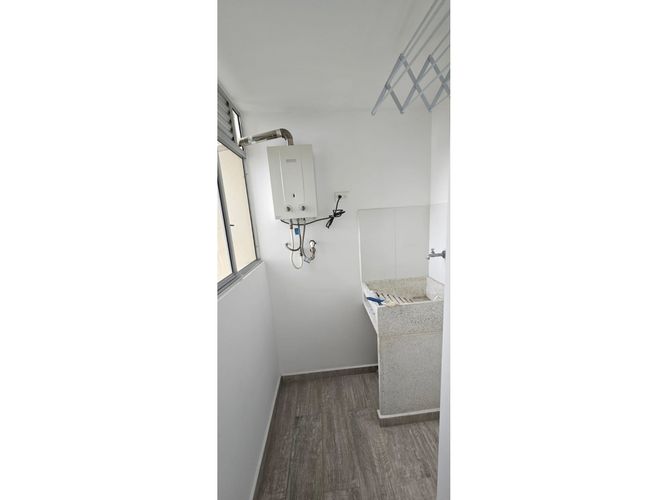 Apartamento de 3 alcobas en venta en Fontibon, Medellín, 57 m² · foto 19 de 21