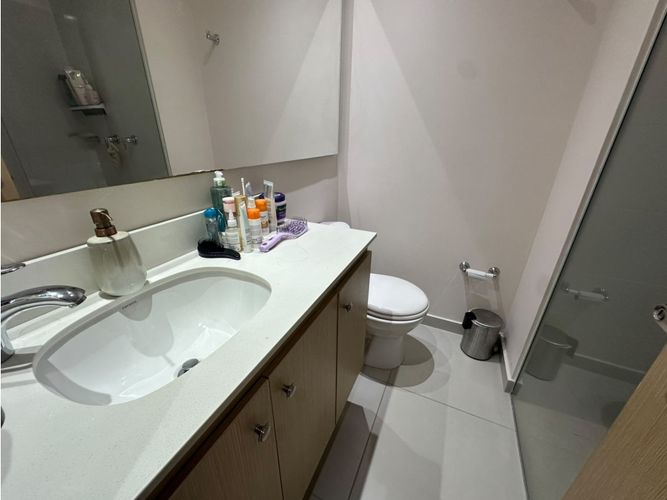 Apartamento de 3 alcobas en venta en Vegas De San Jose, Sabaneta, 92 m² · foto 15 de 16
