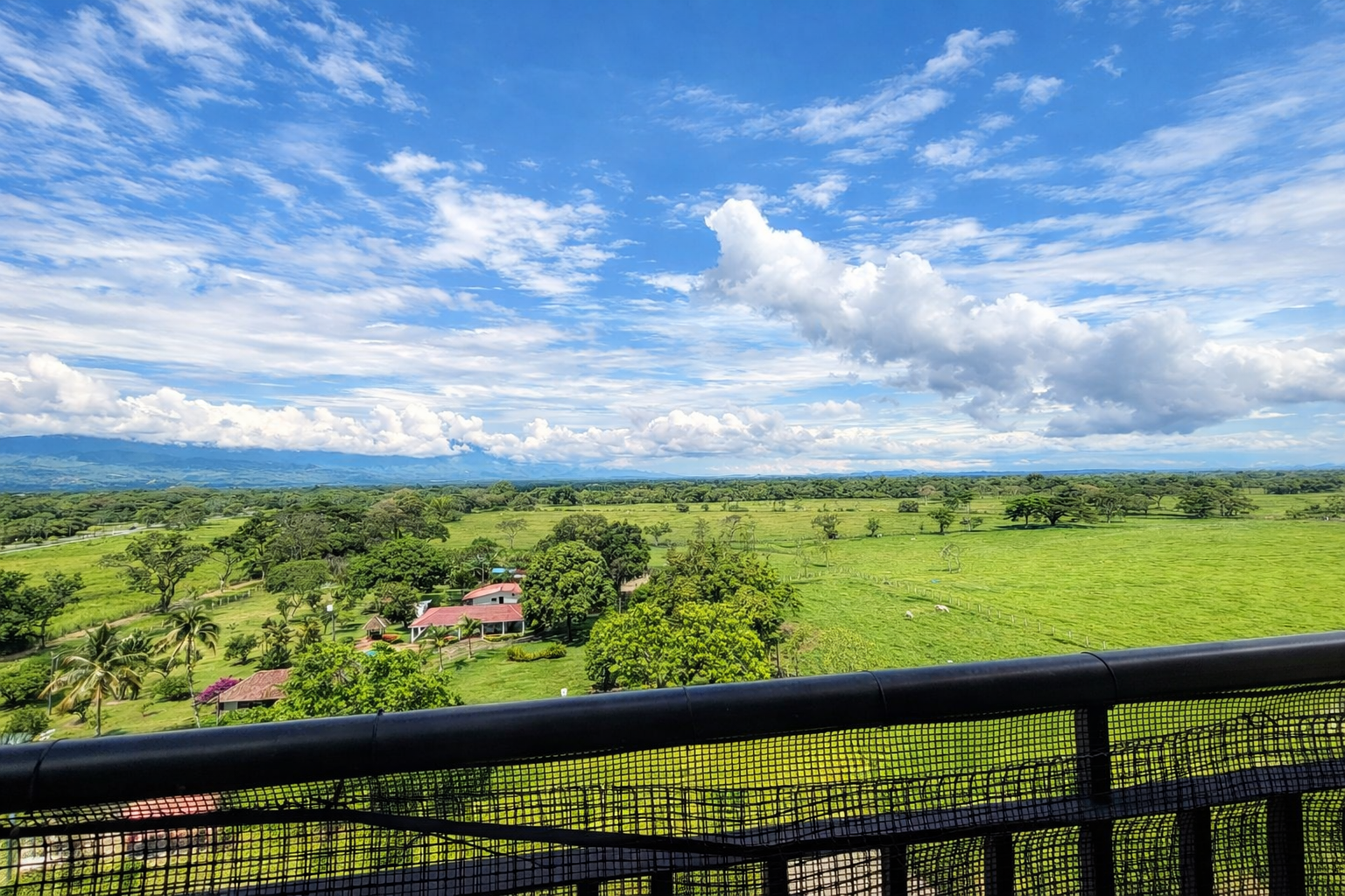 Apartamento en venta en Caños Negros, Villavicencio · foto 4 de 15