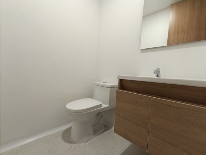 Consultorio en venta en Los Pinos, Medellín, 41 m² · foto 9 de 18