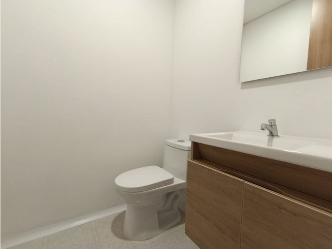 Consultorio en venta en Los Pinos, Medellín, 41 m² · foto 15 de 18