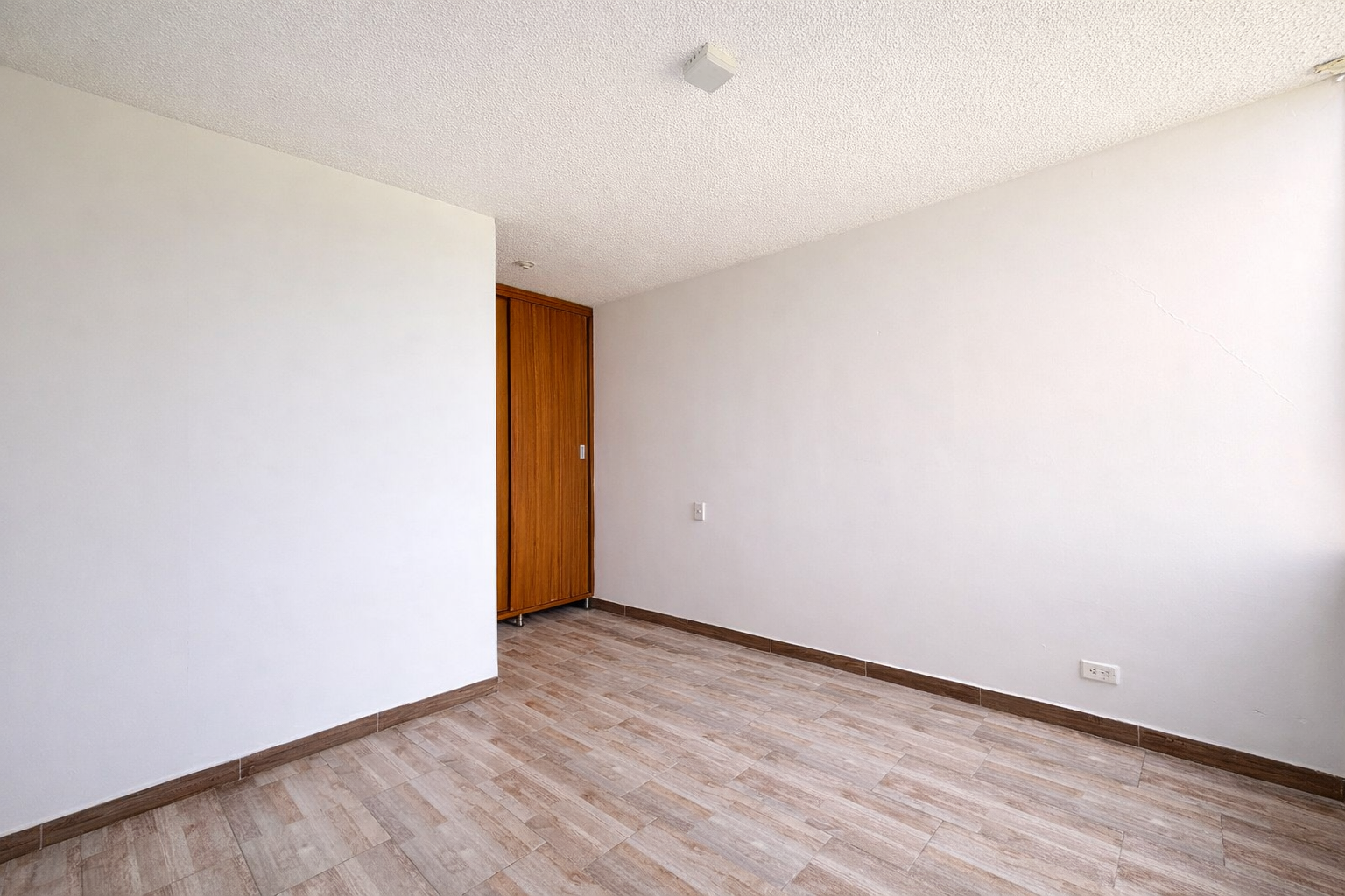 Apartamento en venta en Caños Negros, Villavicencio · foto 5 de 15