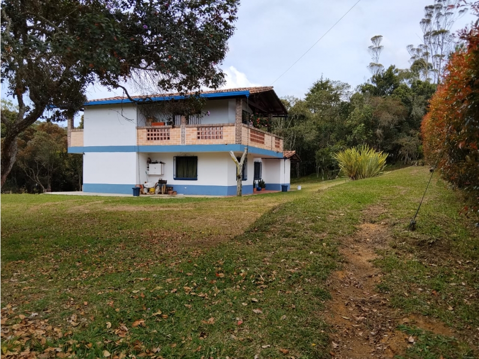 Billede 2 af ejendommen annonceret i Medellín