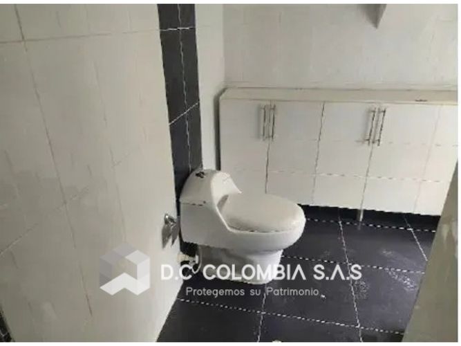 Casa de 3 alcobas en venta en Parque Del Cacique, Bucaramanga, 207 m² · foto 6 de 8
