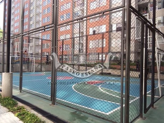 Apartamento de 2 alcobas en venta en Cr. Los Caobos, Girón, 46 m² · foto 9 de 11