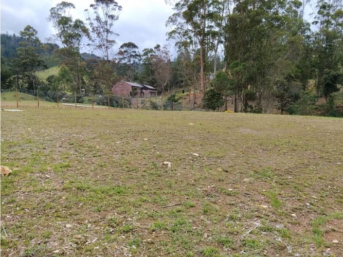Lote en venta en Pantanillo, El Retiro, 2109 m² · foto 6 de 7