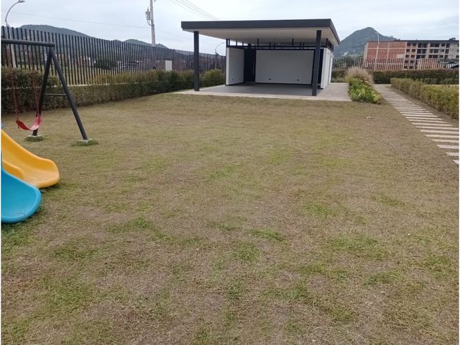Lote en venta en El Tambo, La Ceja, 174 m² · foto 3 de 6