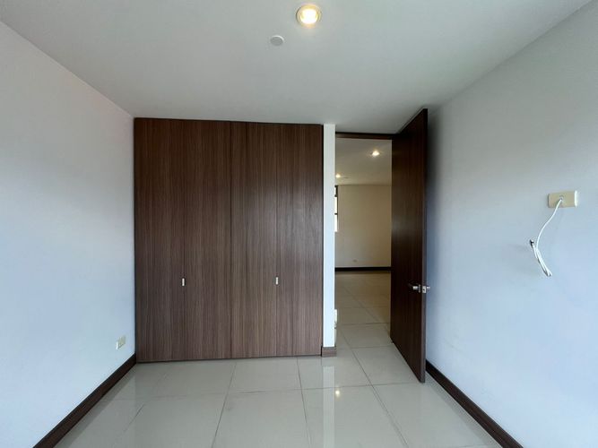 Apartamento de 3 alcobas en venta en El Poblado, Medellín, 120 m² · foto 8 de 18
