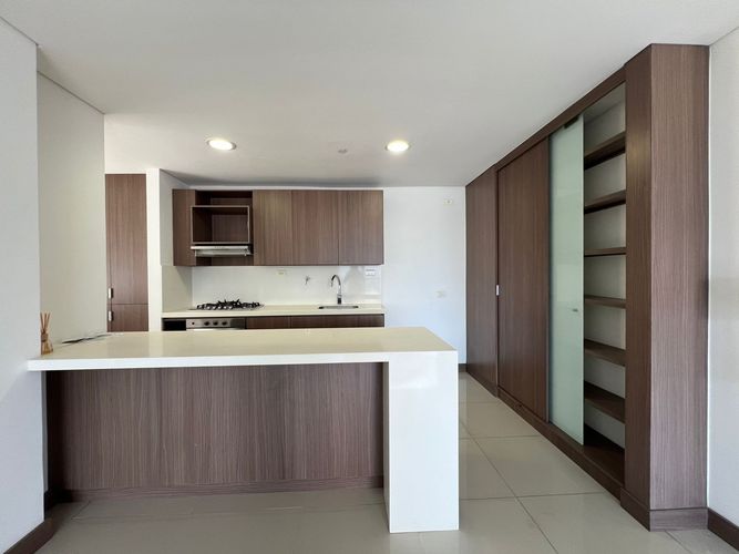 Apartamento de 3 alcobas en venta en El Poblado, Medellín, 120 m² · foto 6 de 18