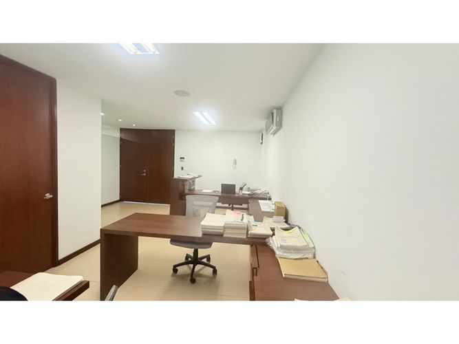 Oficina en venta en Castropol, Medellín, 80 m² · foto 5 de 6