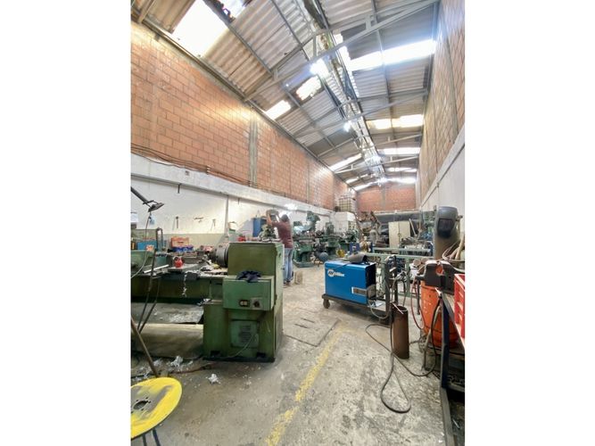 Bodega en venta en Troncal, Cali, 168 m² · foto 8 de 11