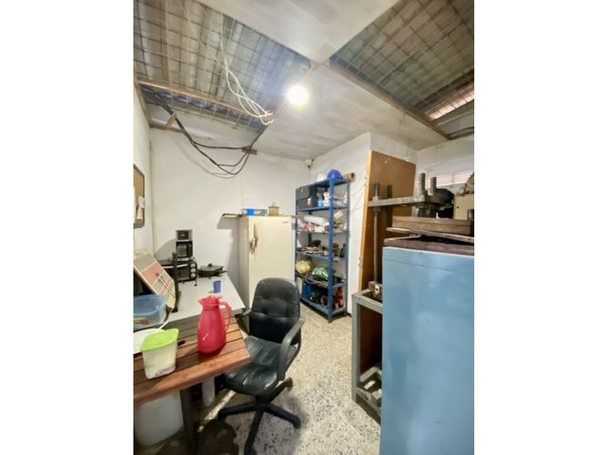 Bodega en venta en Troncal, Cali, 168 m² · foto 10 de 11