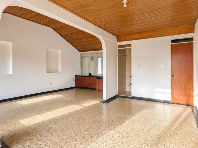 Casa de 5 alcobas en venta en Emporio, Villavicencio, 272 m² · foto 9 de 18