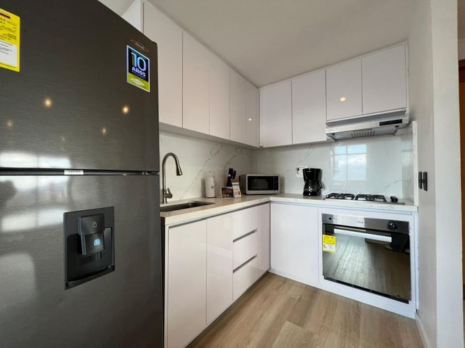 Apartamento de 3 alcobas en arriendo en El Poblado, Medellín, 87 m² · foto 4 de 15