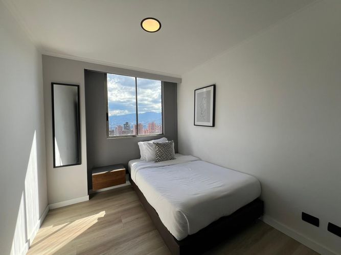 Apartamento de 3 alcobas en arriendo en El Poblado, Medellín, 87 m² · foto 10 de 15