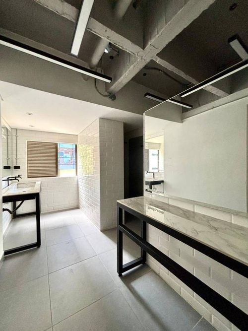 Oficina en arriendo en La Florida, Medellín, 374 m² · foto 8 de 24
