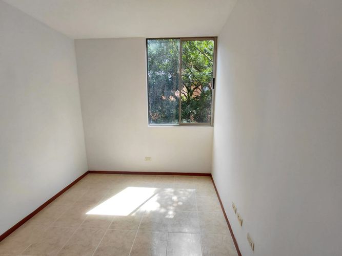 Apartamento de 3 alcobas en arriendo en Los Balsos, Medellín, 90 m² · foto 7 de 18