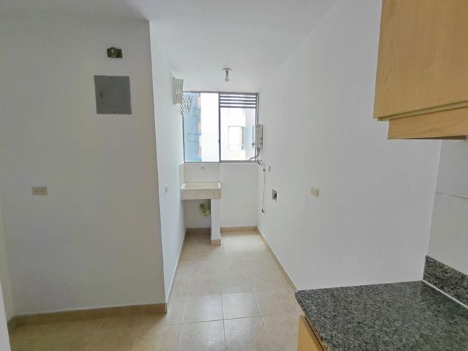 Apartamento de 3 alcobas en arriendo en Los Balsos, Medellín, 90 m² · foto 16 de 18