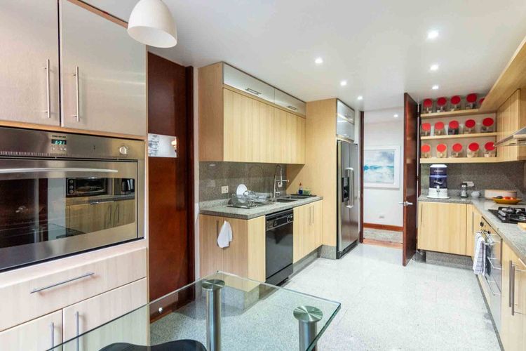 Apartamento de 3 alcobas en venta en Sierras Del Moral, Bogotá, 191 m² · foto 7 de 24