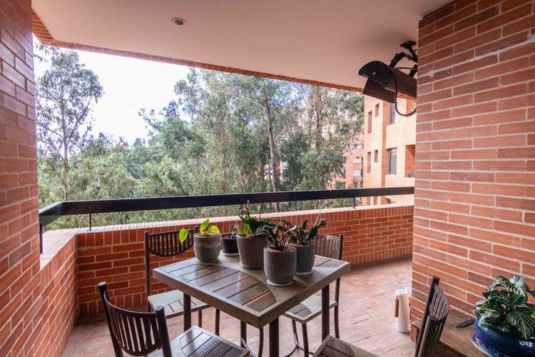 Apartamento de 3 alcobas en venta en Sierras Del Moral, Bogotá, 191 m² · foto 10 de 24