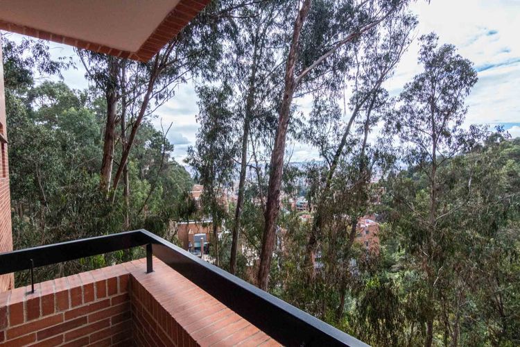 Apartamento de 3 alcobas en venta en Sierras Del Moral, Bogotá, 191 m² · foto 12 de 24
