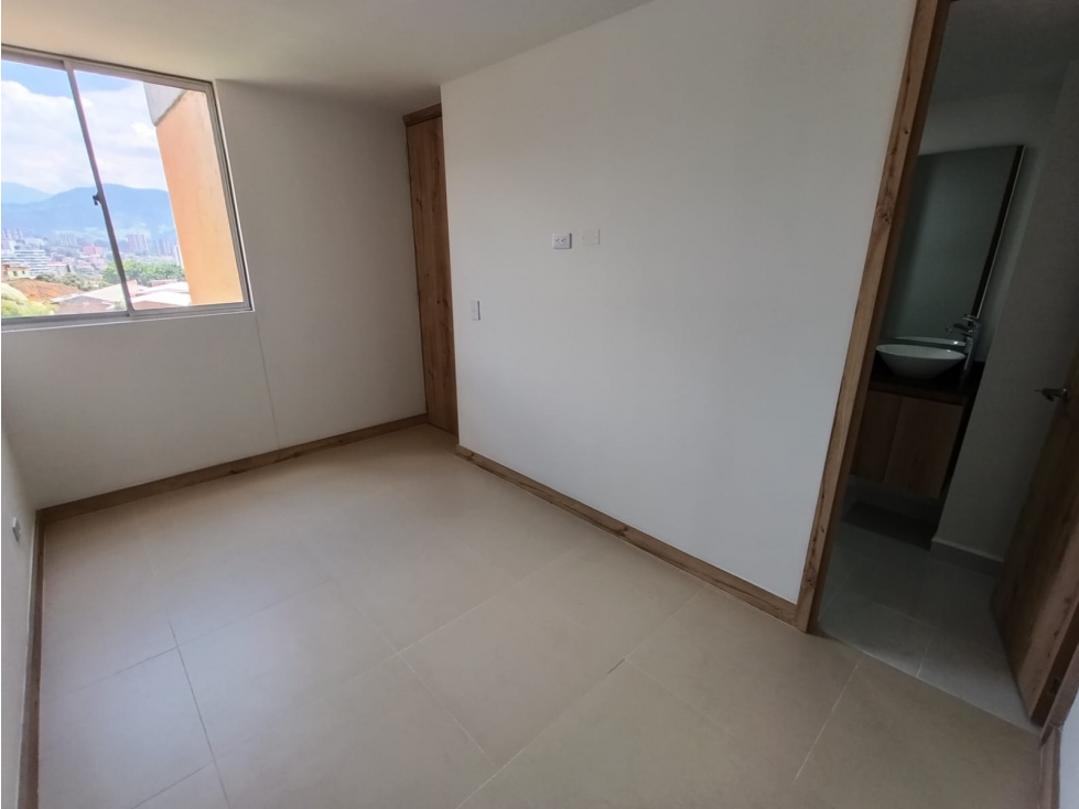 Apartamento en venta en Pueblo Viejo, Medellín · foto 8 de 23