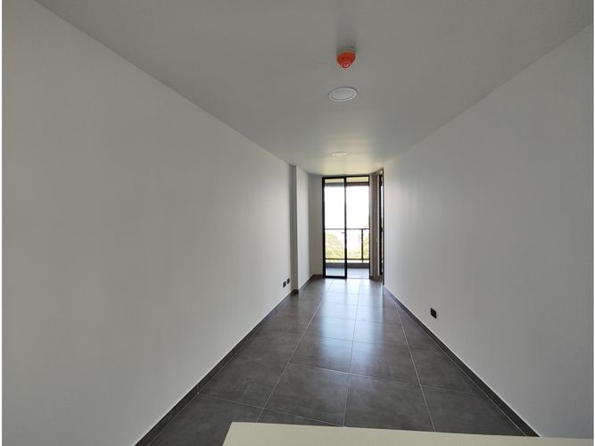 Apartaestudio en venta en Loma Del Escobero, Medellín, 49 m² · foto 3 de 11