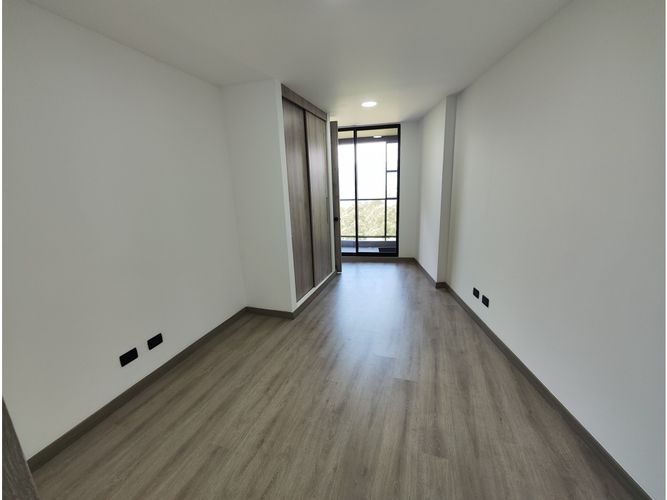 Apartaestudio en venta en Loma Del Escobero, Medellín, 49 m² · foto 8 de 11